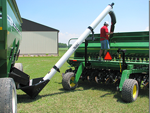 Market Farm Equipment Equipment Photo